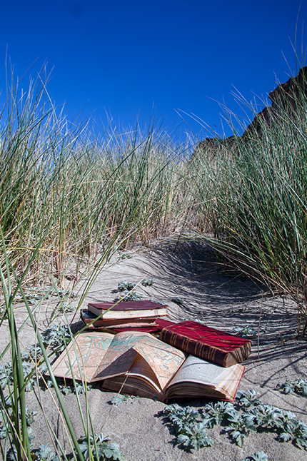 Tim Graveson, Open Map in the Dune, Photograph