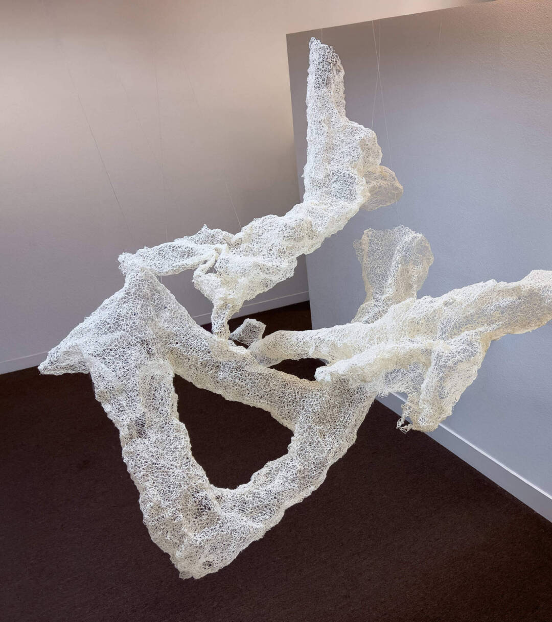 Rainey Straus - Oaking - Bioplastic - 68 x 50 x 44